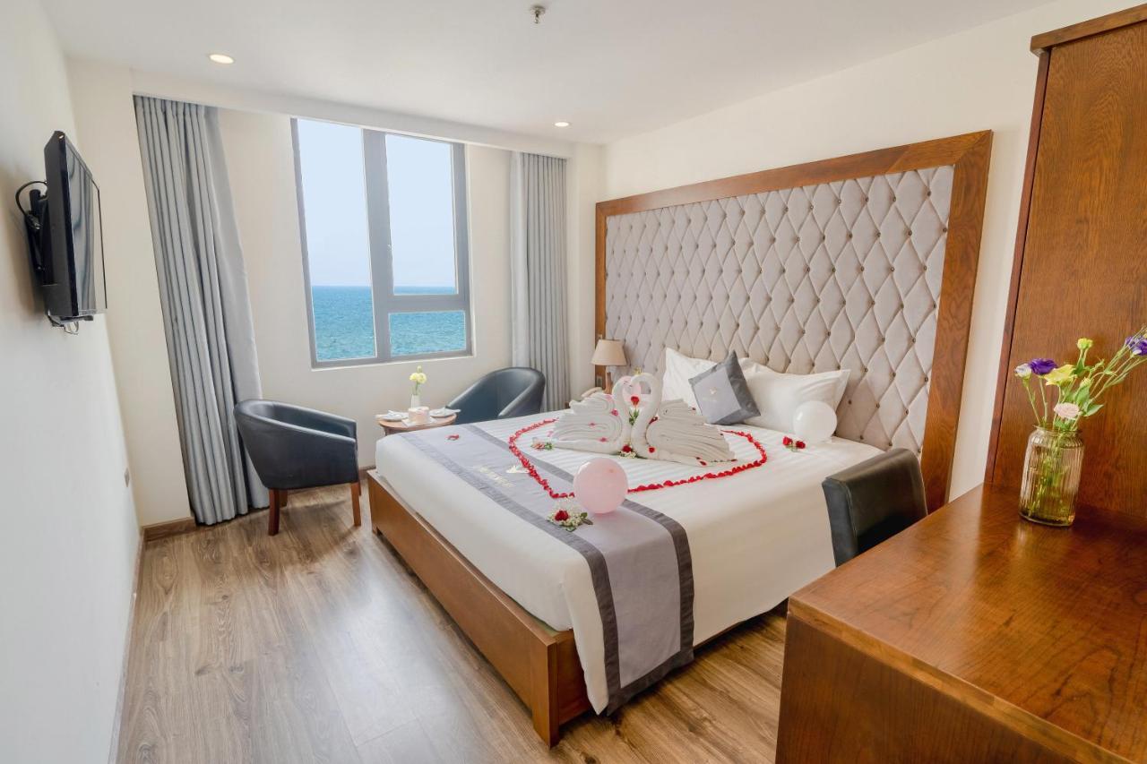 Royal Charm Hotel Danang Exterior photo