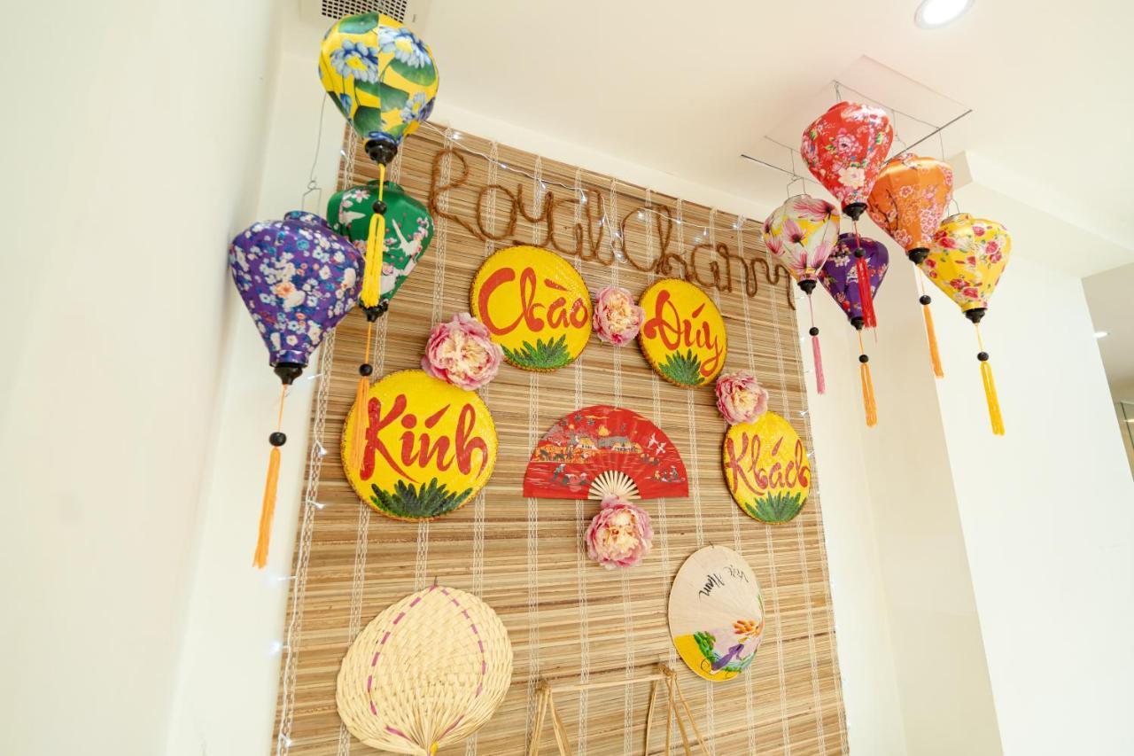 Royal Charm Hotel Danang Exterior photo