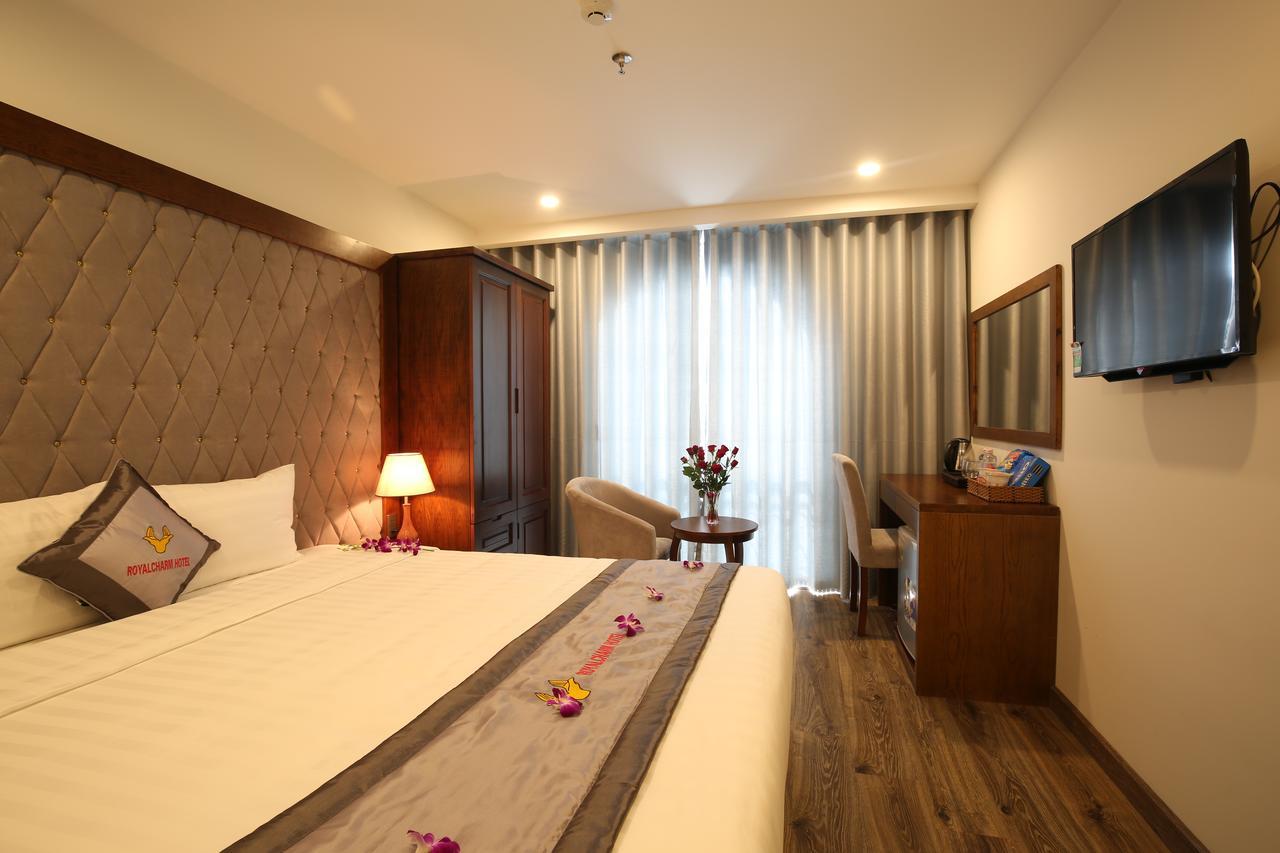 Royal Charm Hotel Danang Exterior photo