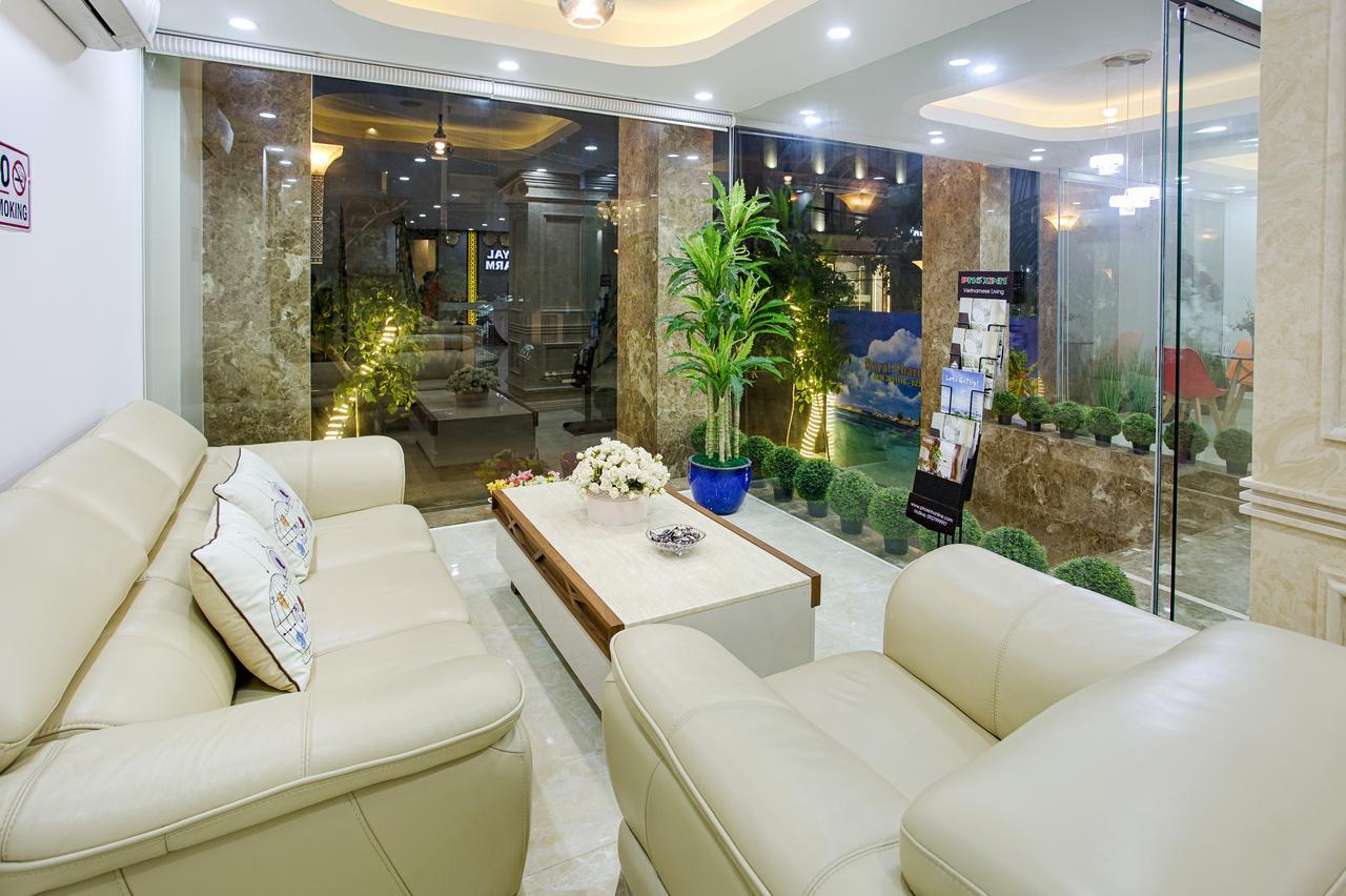 Royal Charm Hotel Danang Exterior photo